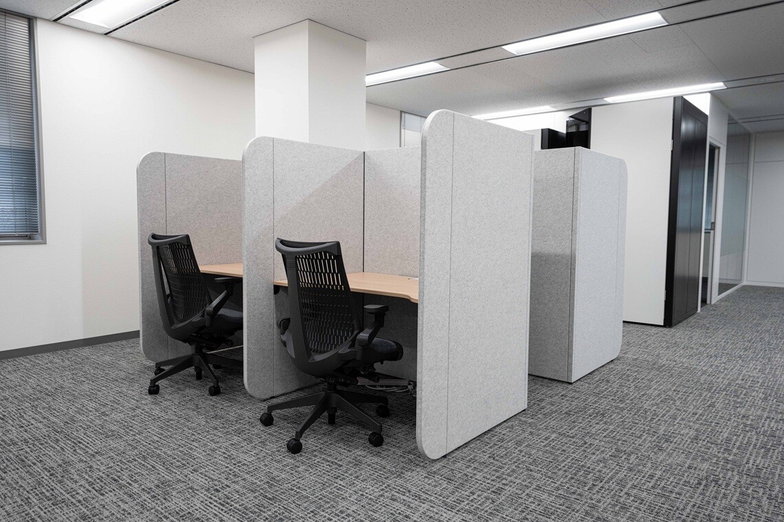 集中とリフレッシュが共存する、働く人のためのオフィスへ。